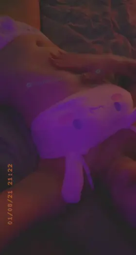 🐰 Your New Favorite Slutty Bunny 🐰 FREE + Paid Available 🥂 Cum have fun with me 💦VIP Rewards 🧨 Solo, B/G, Squirting, Sexting + much more ♥ Links below ⏬⏬