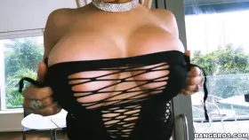Luna Star's Showing Off Her Big Boobs