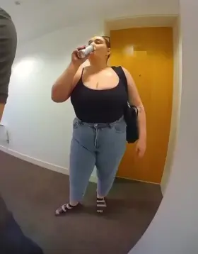 The kinda stuff I’d leave on your ring doorbell