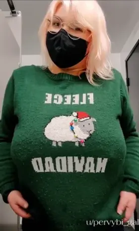 Merry Christmas, let's get festive together 🎄💕 $5 sale until New Years, spots filling up fast!!! Check my page for more previews 🎅