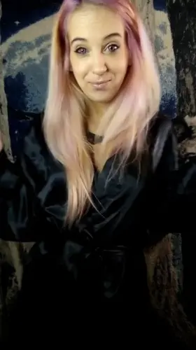 Don't I look Cute in my new Outfit?