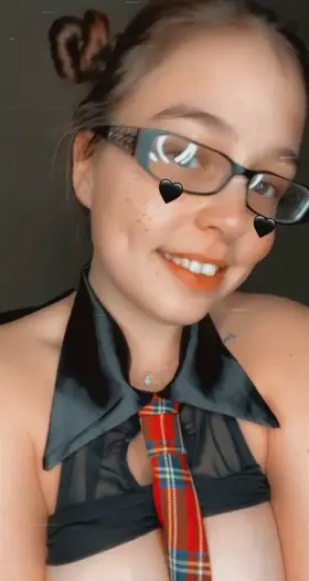 Wanna see this moms tits? 😉