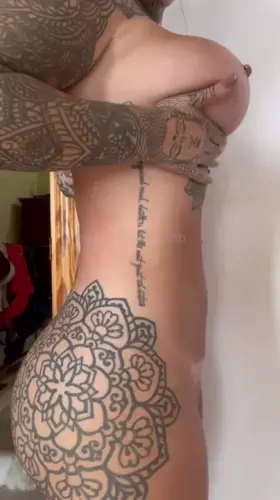 Can I tempt you to fuck a tattooed girl?