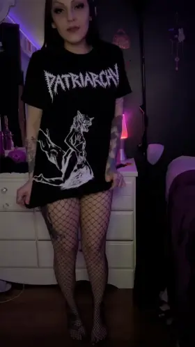 I love to fuck after a good concert