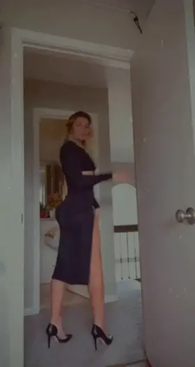 Does this dress make my butt look too big? ;)