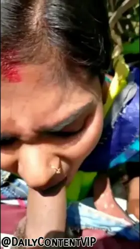 400₹ Desi Indian Rándi loves to Ride Diçk🥵 Don't Miss Full Video😍🔥 [Link in Comments📩]