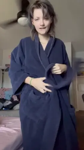 POV: ur the neighbor