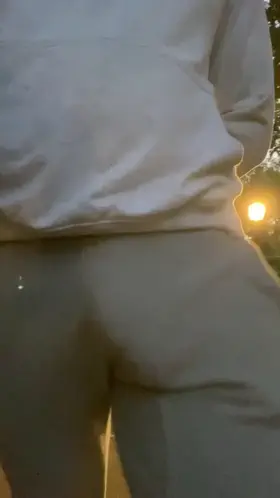 Let’s compare in grey sweatpants