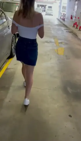 Reddit inspires me to get my tits out anywhere and everywhere!