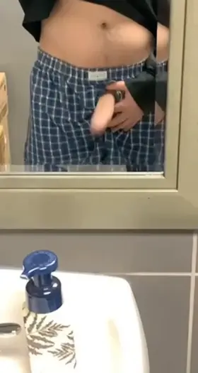 Helicopter goes brrr.