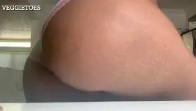 I just love pink panties !!