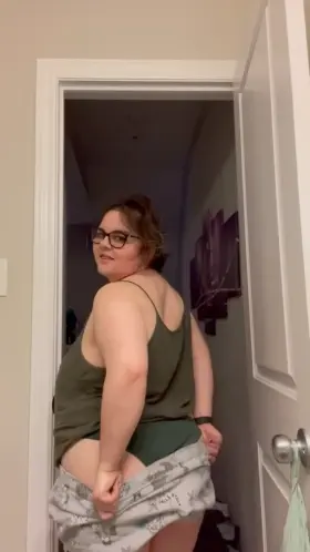 Show skin Saturday? Hope you’re just peachy