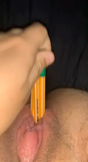 I really need toys or something else // ich brauche wirklich spielzeug oder etwas anderes 🥵