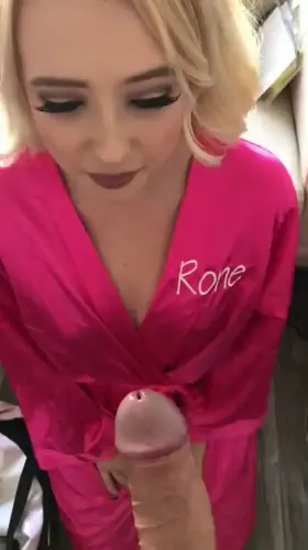 Goodbye kiss (sound)