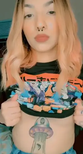 Want a huge load on my tits, who wants to help mommy?🤔