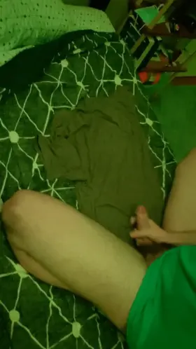 Sorry the camera is so shaky, I was holding it and cumming at the same time