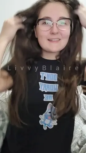 I think it's time to come watch anime with me, what do you think?