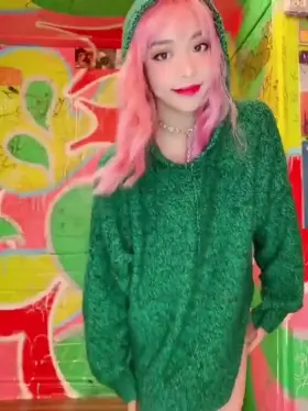 Green -> Naked -> Bunny