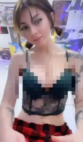 TikTok Hottie
