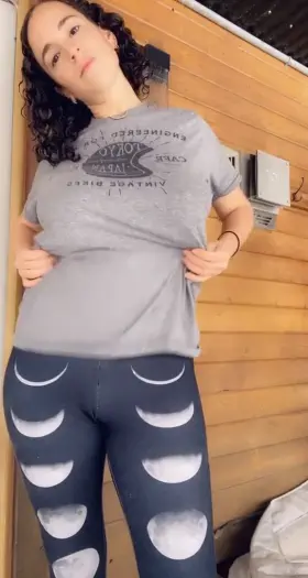 a sexy snow titty drop for you