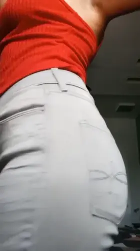 I'm ovulating, yk what to do 😉