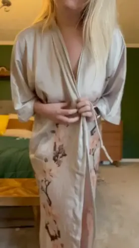 Hello there and come have some fun with me please? 39f