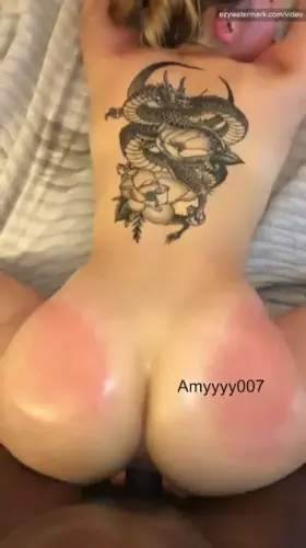 I love showing my ass off 😉🔥 [OC]