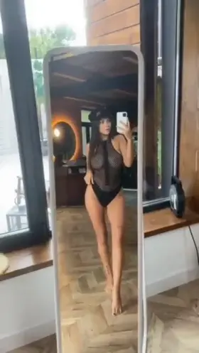 My natural tits want to jump so much😈