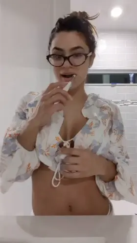 🐱Latina!🐱 B/G🐱 G/G🐱 JOI🐱 Customs🐱 Dick Rates🐱 Nude Tik Toks🐱 TOYS!!🐱 Link on my profile