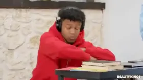 [RealityKings] Michelle Anderson - Procrastination Pussy (1 Min)