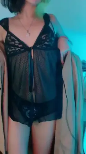 POV: im cheerleading while you're gaming :3