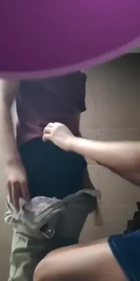 Idk why she calls my average dick small and laughs at it