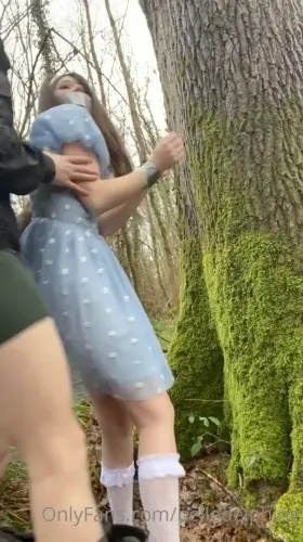 Belle Delphine - Fuck In The Woods (FULL VIDEO IN COMMENDS)
