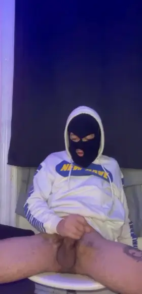 Wood anyone? 🍌💙