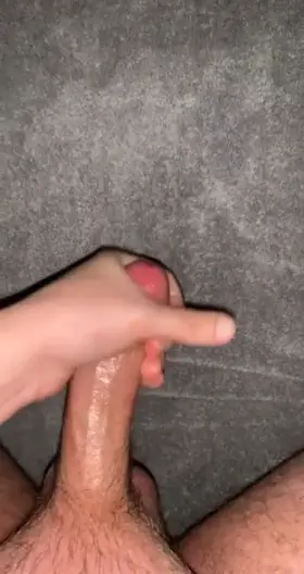 I hope at least one of you cums for me tonight 😈