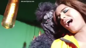 Poonam fun with Gorilla 🦍 (comments)