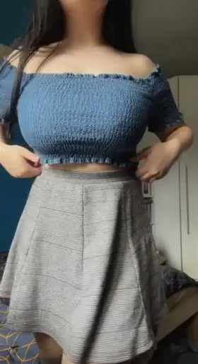 I think they look smaller in that top