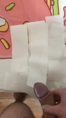 From 1-10 rate my cumshot😈