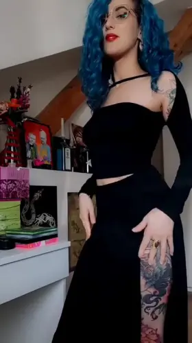 Would you let me sit next to you