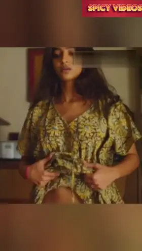 Radhika apte Nude Scenes