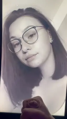 huge load for Dayna‘s pretty face 🤤