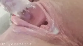 I love to give creamy cum shows