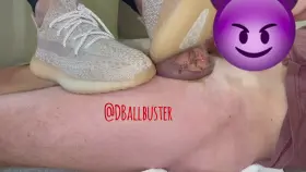 I hate Mondays… and Balls! 😈 still not healed from the burns but that doesn’t stop me from crushing the juice out of them! 🤣🤣 watch it ooze at the end.