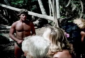 [/r/YourDadsOldPorn] Ginger Lynn, Roxanne Rollan, Raven, Stacey Donovan, & Lois Ayres- The Pink Lagoon (1984)