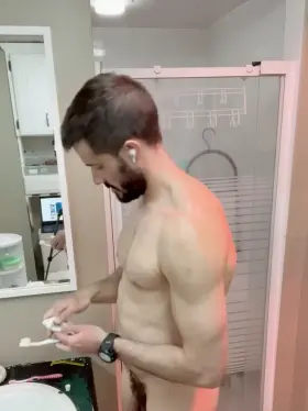 Morning routine. Sound on or sound off 😂