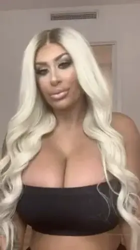 Gooning hard to plastic bimbo fuckmeat