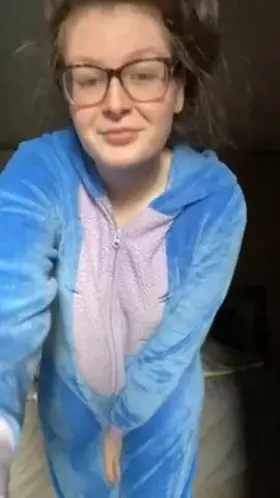 Easy off makes for easy access