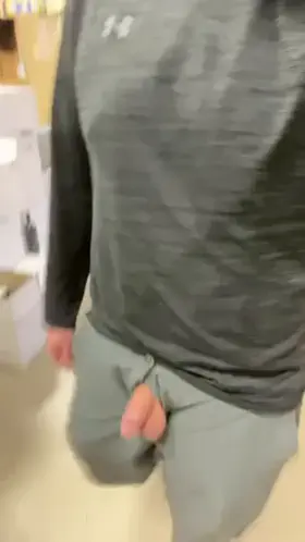 Walking around the work warehouse like this is fun