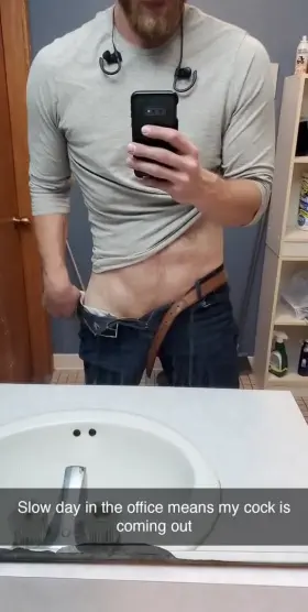 29 [M4F] #dubuque #iowa - tall hung BWC still looking for fuckdoll near eastern Iowa