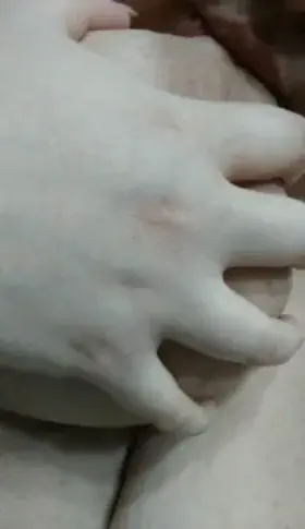 So big my tongue can reach em 😋